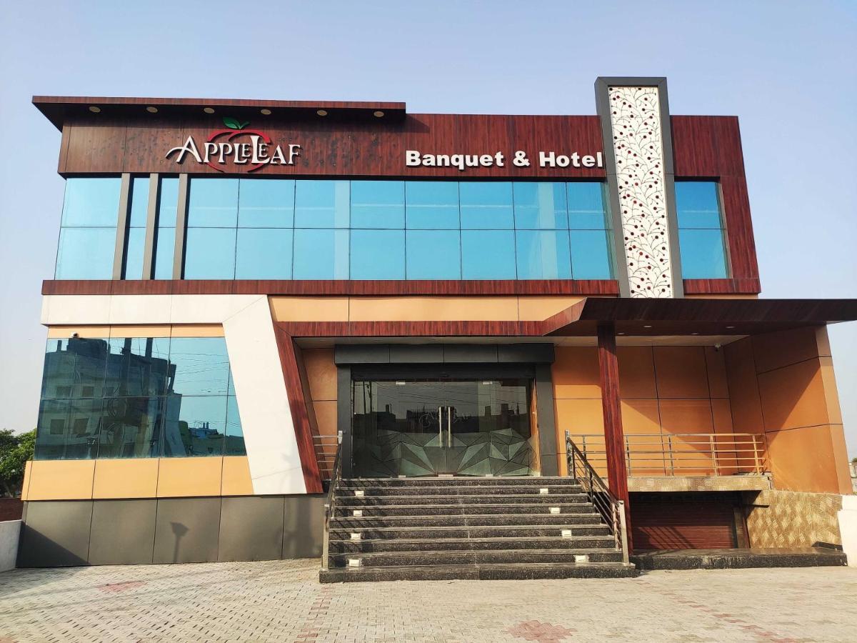 Oyo 92169 Apple Leaf Banquet & Hotel Alīgarh Exterior foto